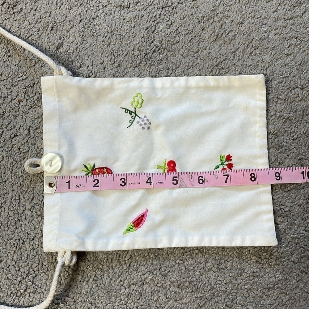 Vintage White Fruit Thin Cloth Shoulder Bag - Picture 6 of 7
